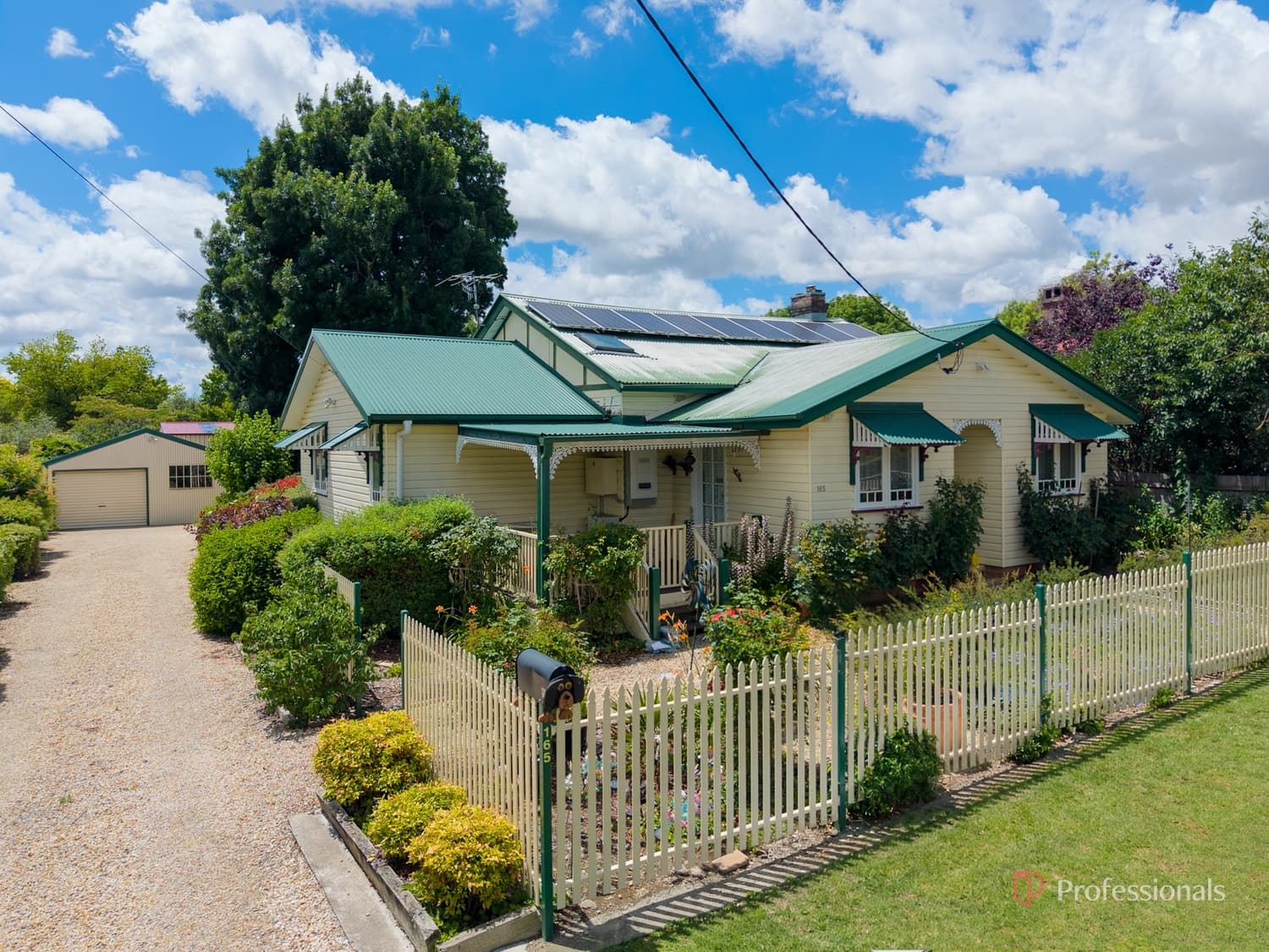 165 Markham Street, Armidale NSW 2350, Armidale - Image 1