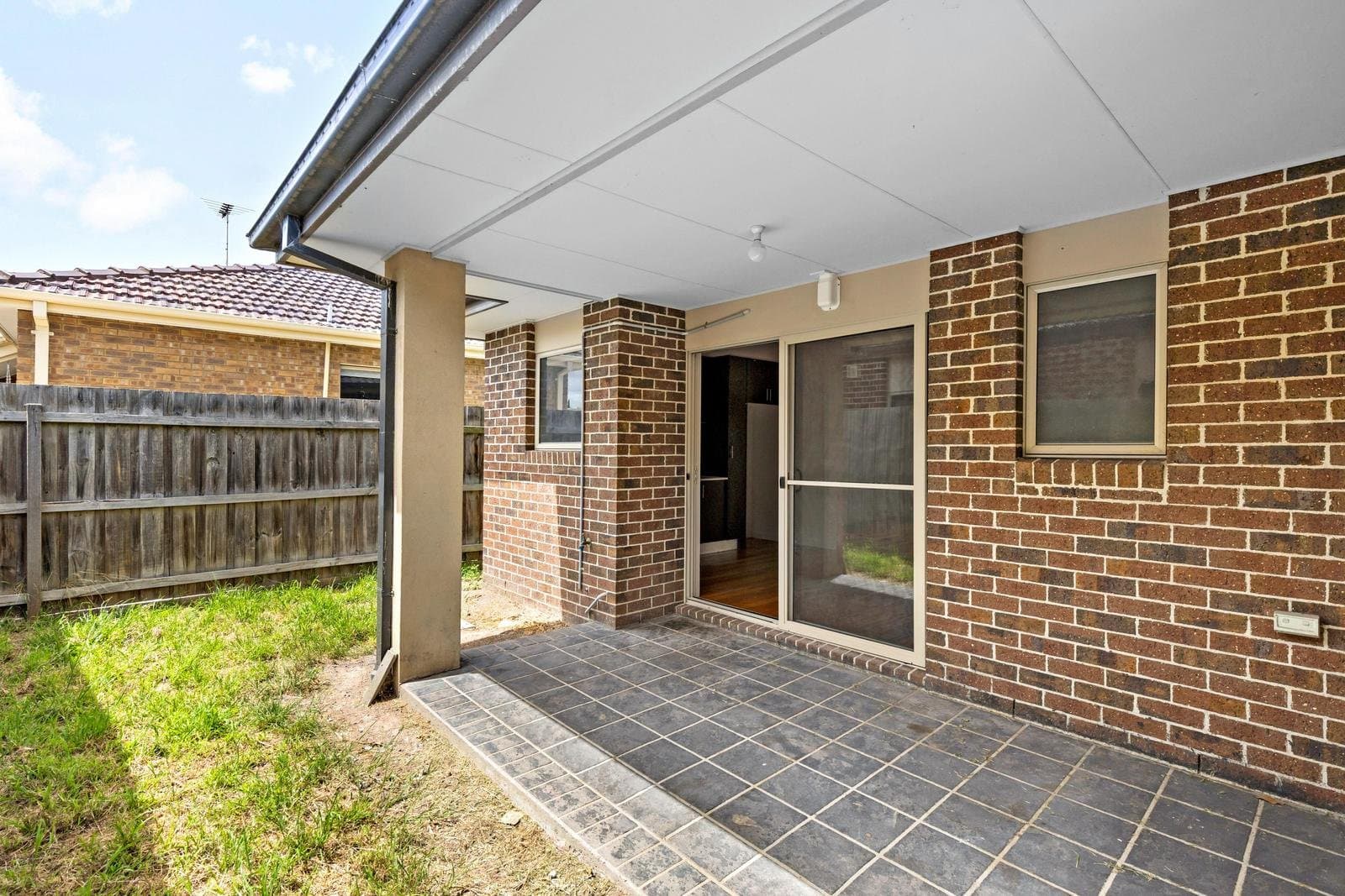 4/146-148 Hickford Street, Reservoir VIC 3073, Reservoir - Image 1