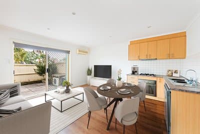 1/29-31 Kenilworth Street, Reservoir VIC 3073, Reservoir - Thumbnail 2