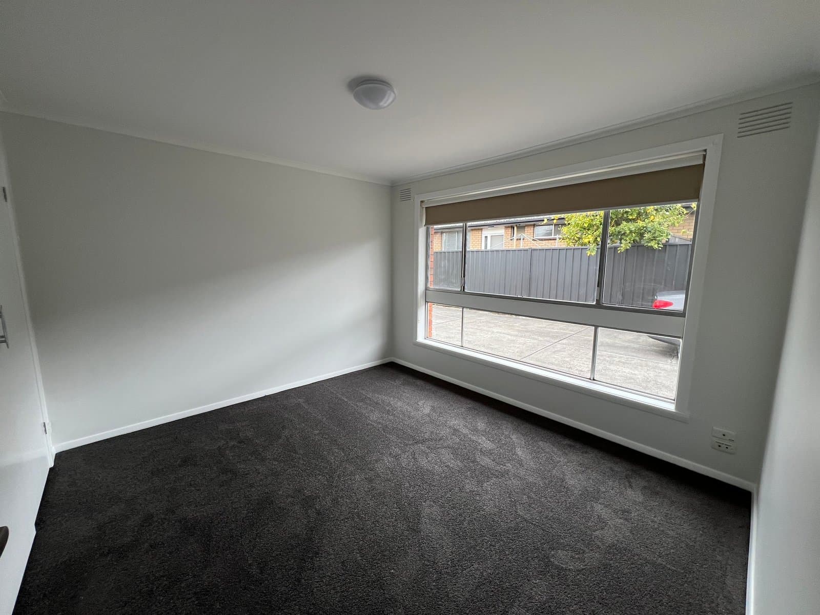 2/93 Barton Street, Reservoir VIC 3073, Reservoir - Thumbnail 3