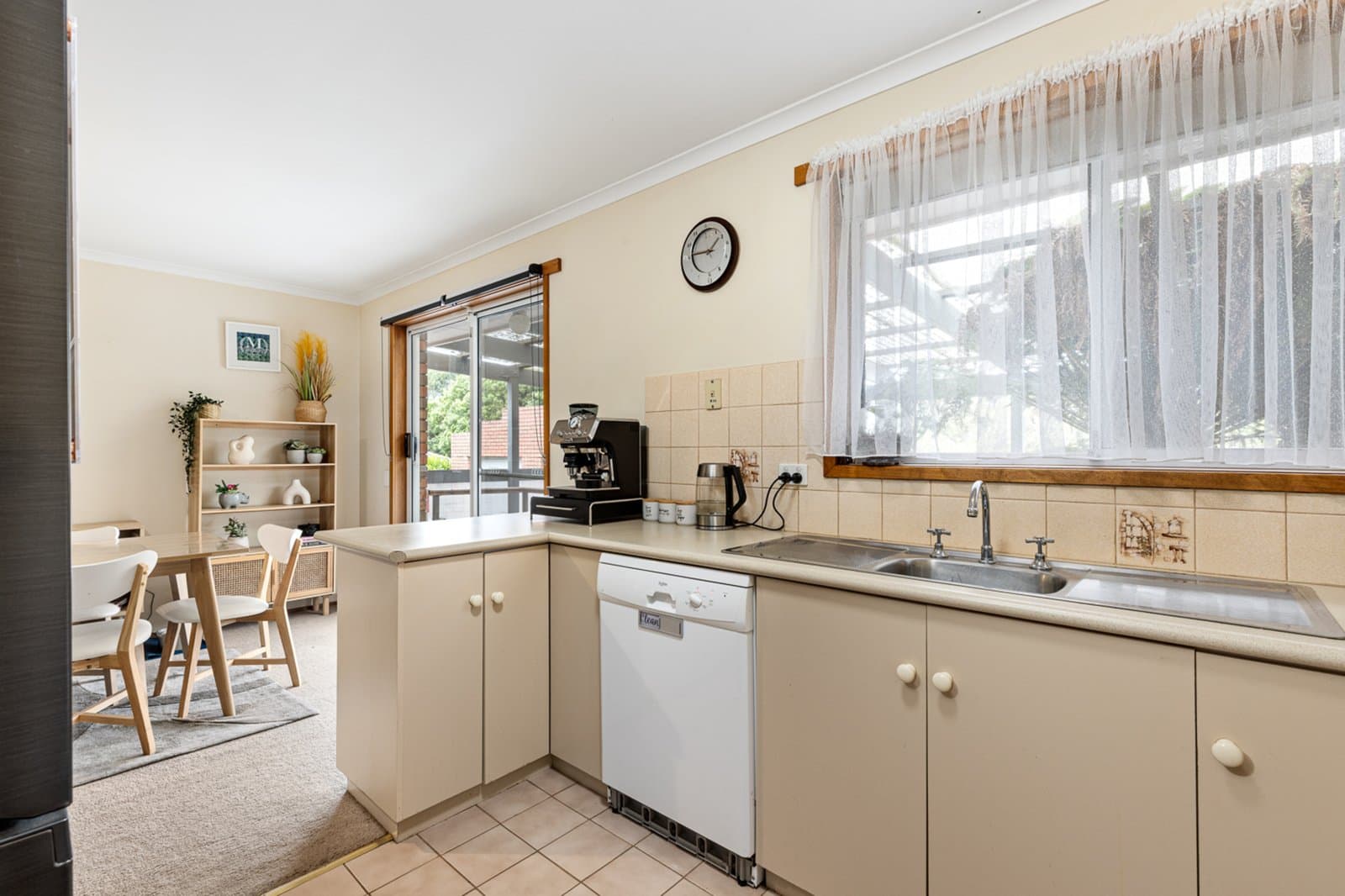 120 Duggan Street, Black Hill, Black Hill - Thumbnail 7