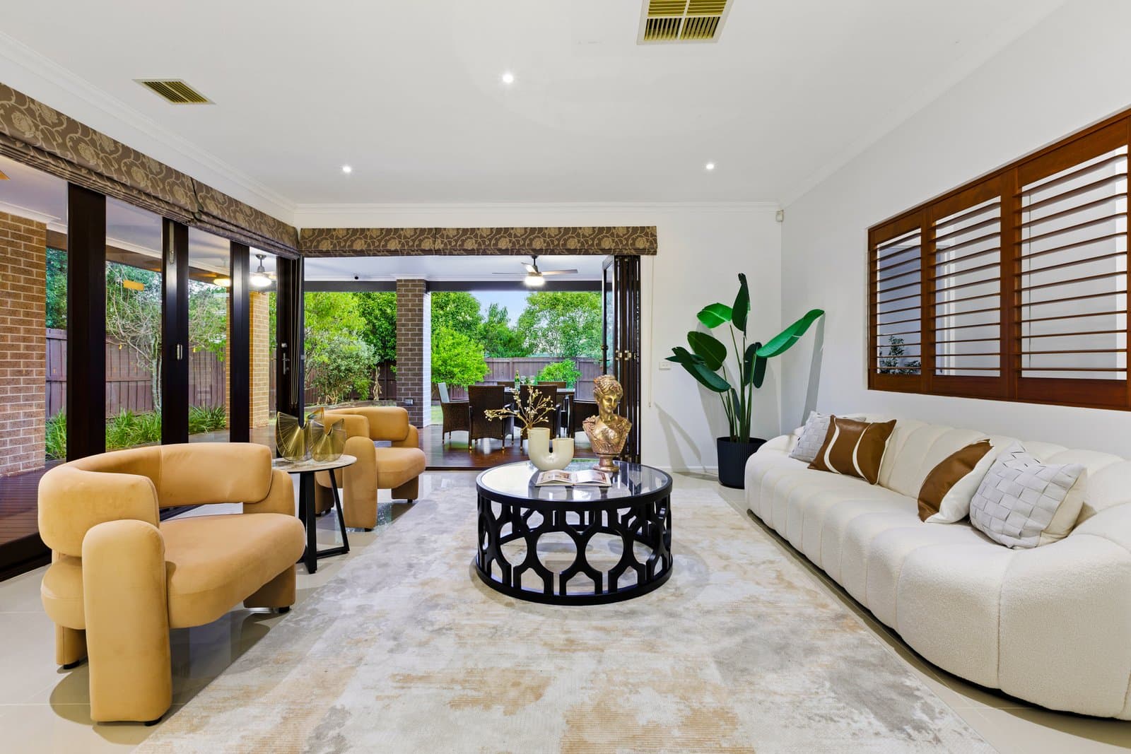 1 Bolan Street, Glen Waverley, Glen Waverley - Thumbnail 4