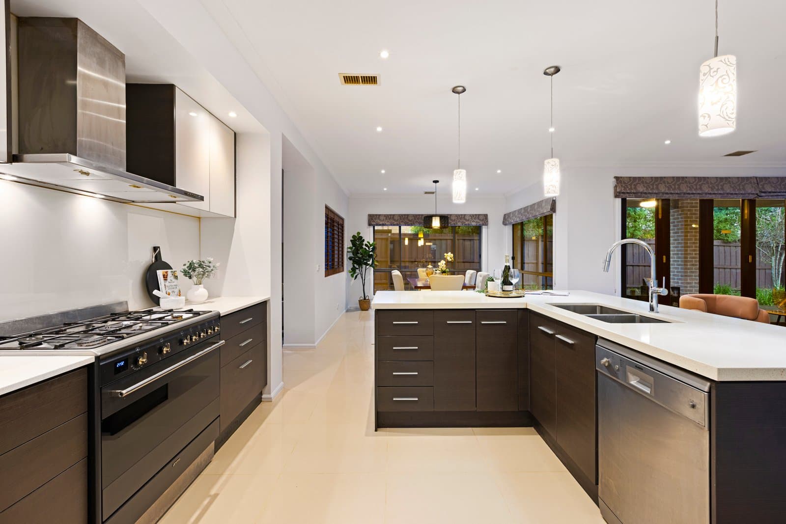 1 Bolan Street, Glen Waverley, Glen Waverley - Thumbnail 5