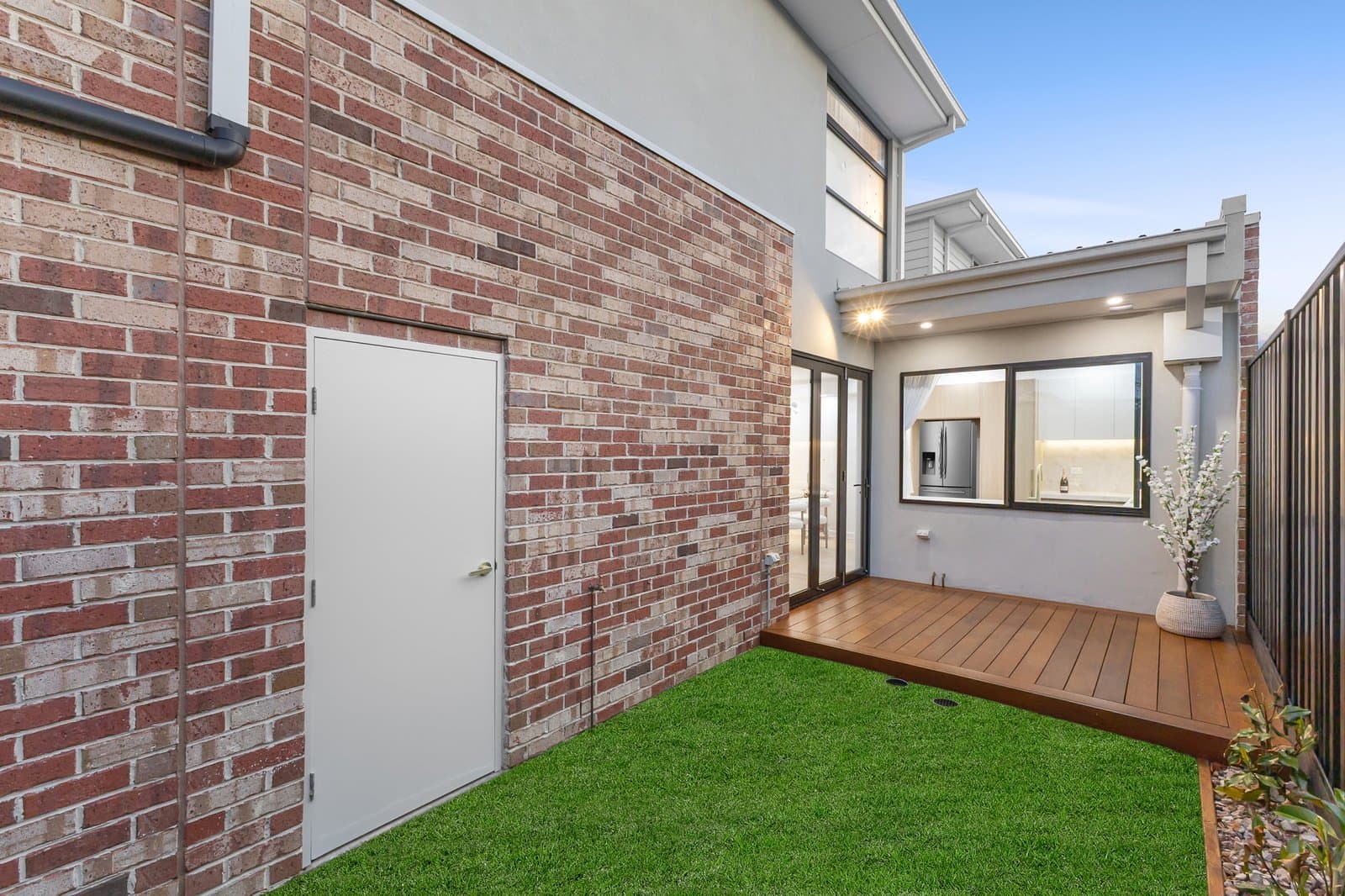 3/11 Waiora Parade, West Footscray, West Footscray - Thumbnail 2