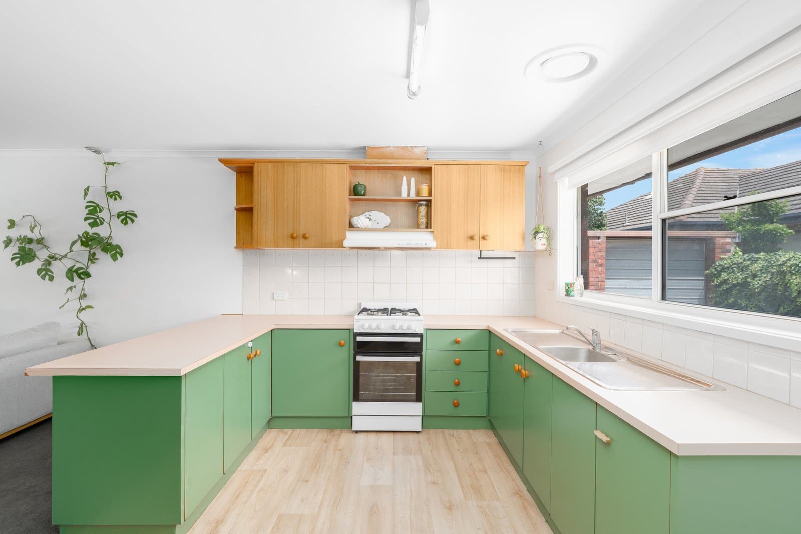 6/127 Minerva Road, Herne Hill, Herne Hill - Thumbnail 2