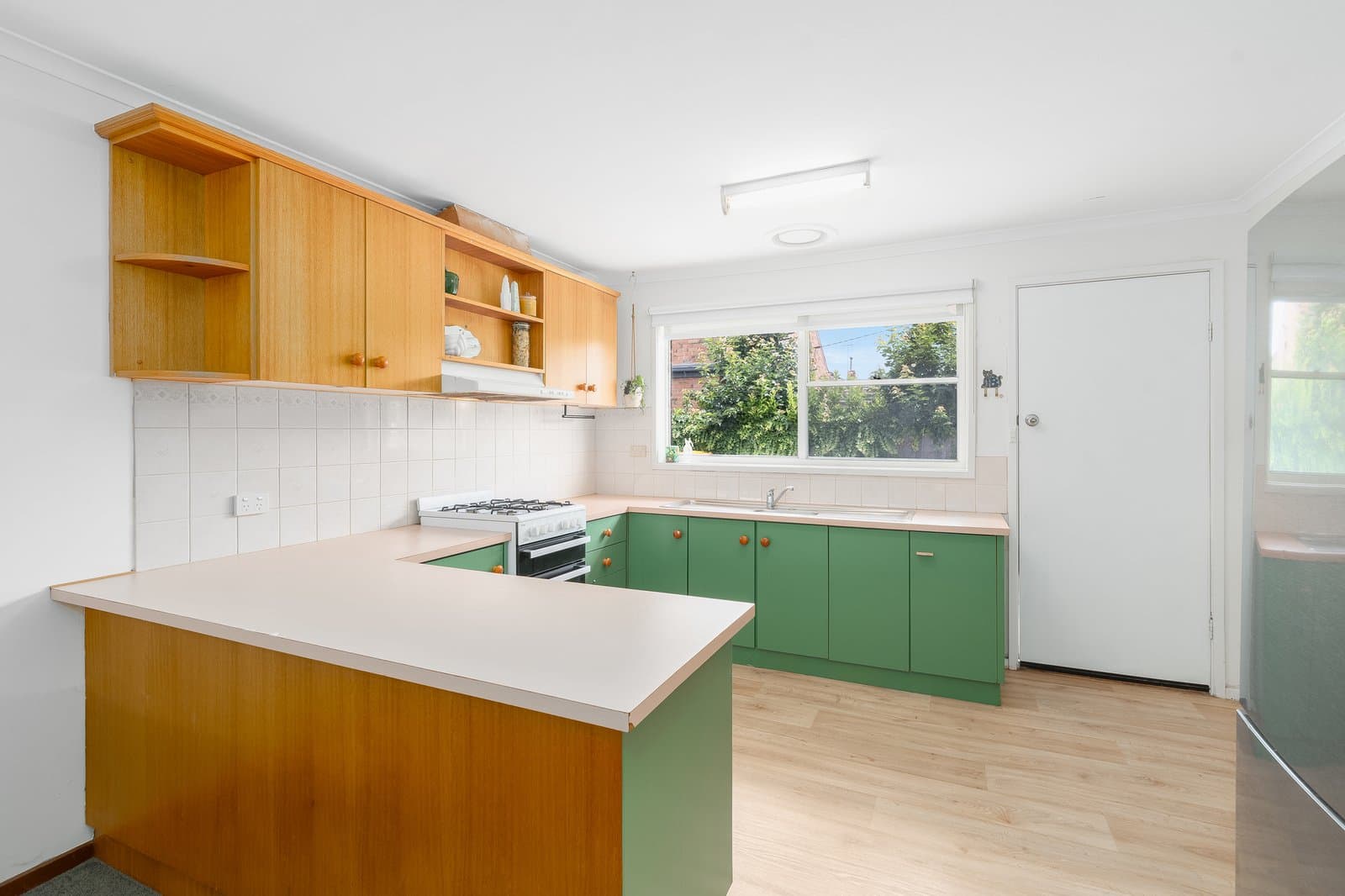 6/127 Minerva Road, Herne Hill, Herne Hill - Thumbnail 3
