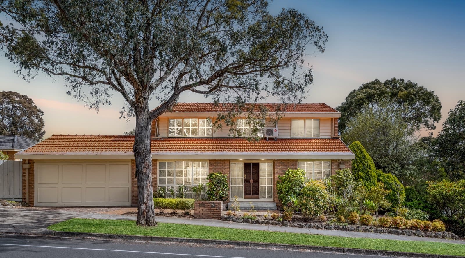 1 Stanton Court, Glen Waverley, Glen Waverley - Image 1