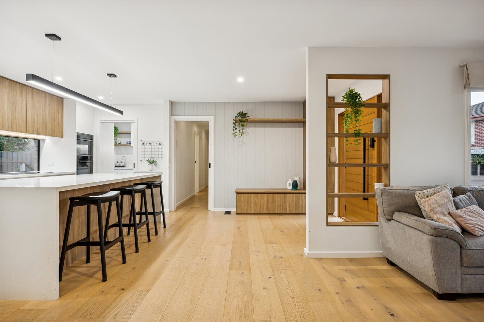 6 Seaton Drive, Dingley Village, Dingley Village - Thumbnail 4