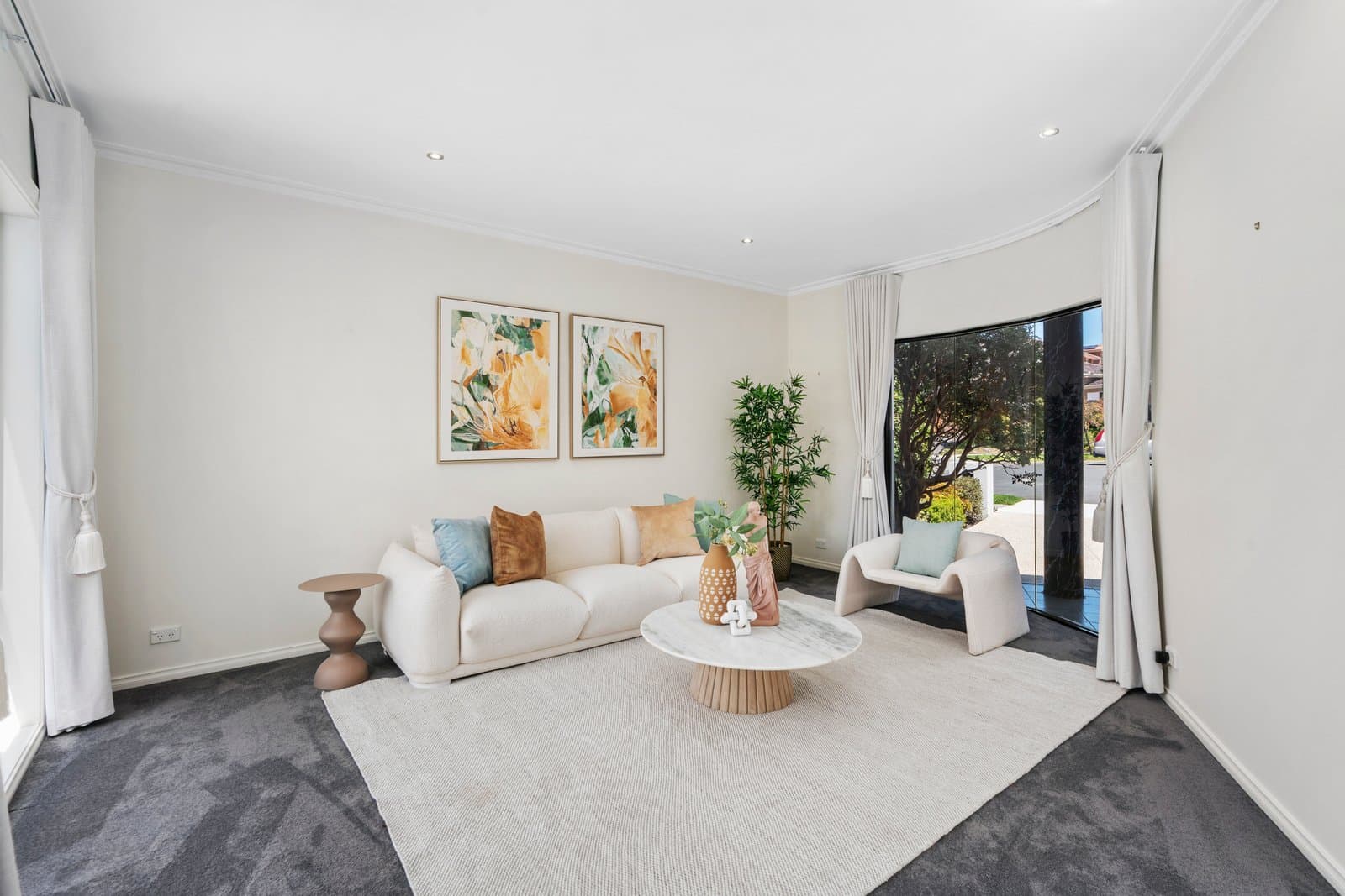 2 Ryrie Place, Wheelers Hill, Wheelers Hill - Thumbnail 4