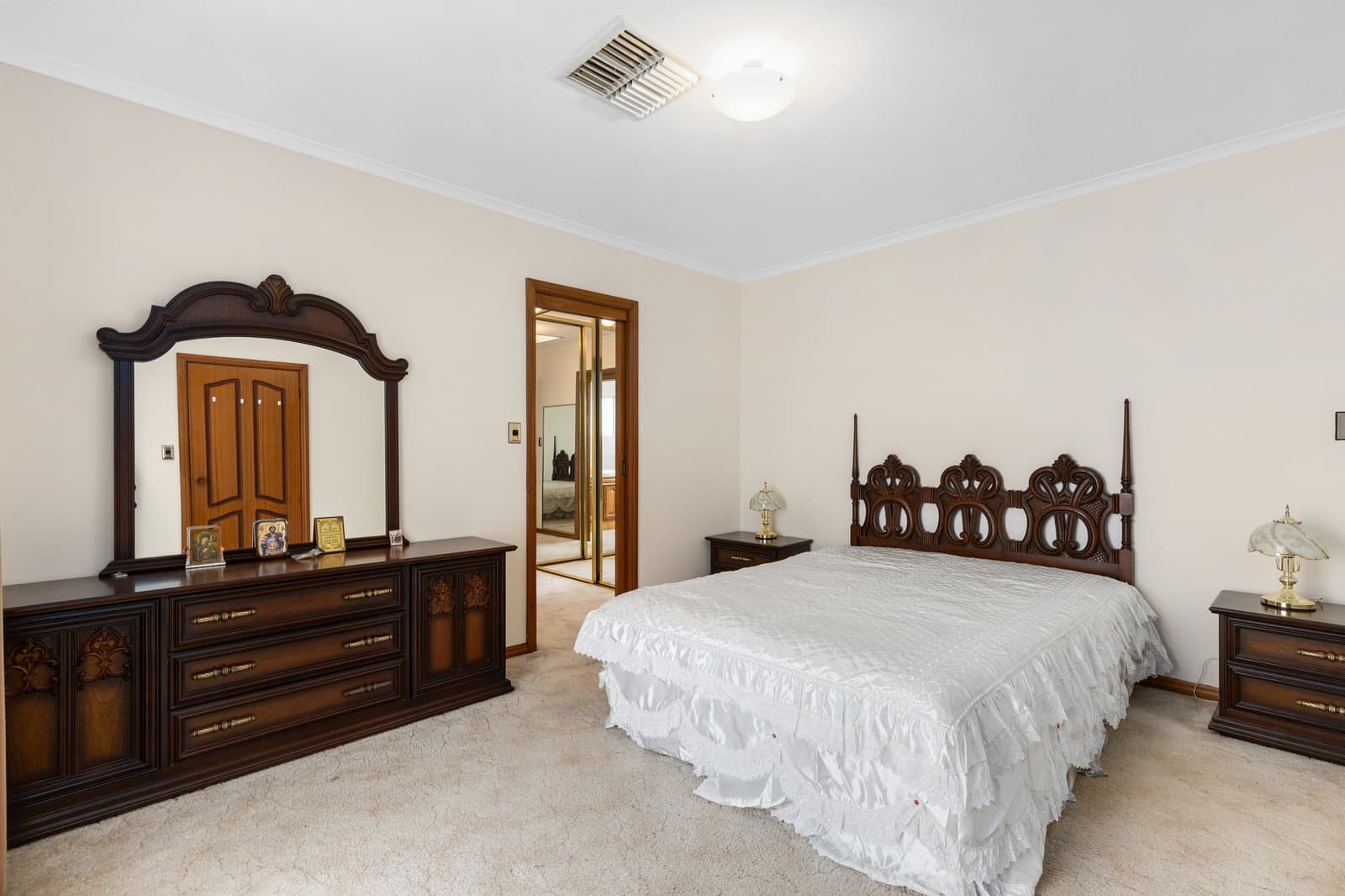 9 Chipping Hill Court, Wheelers Hill, Wheelers Hill - Thumbnail 8