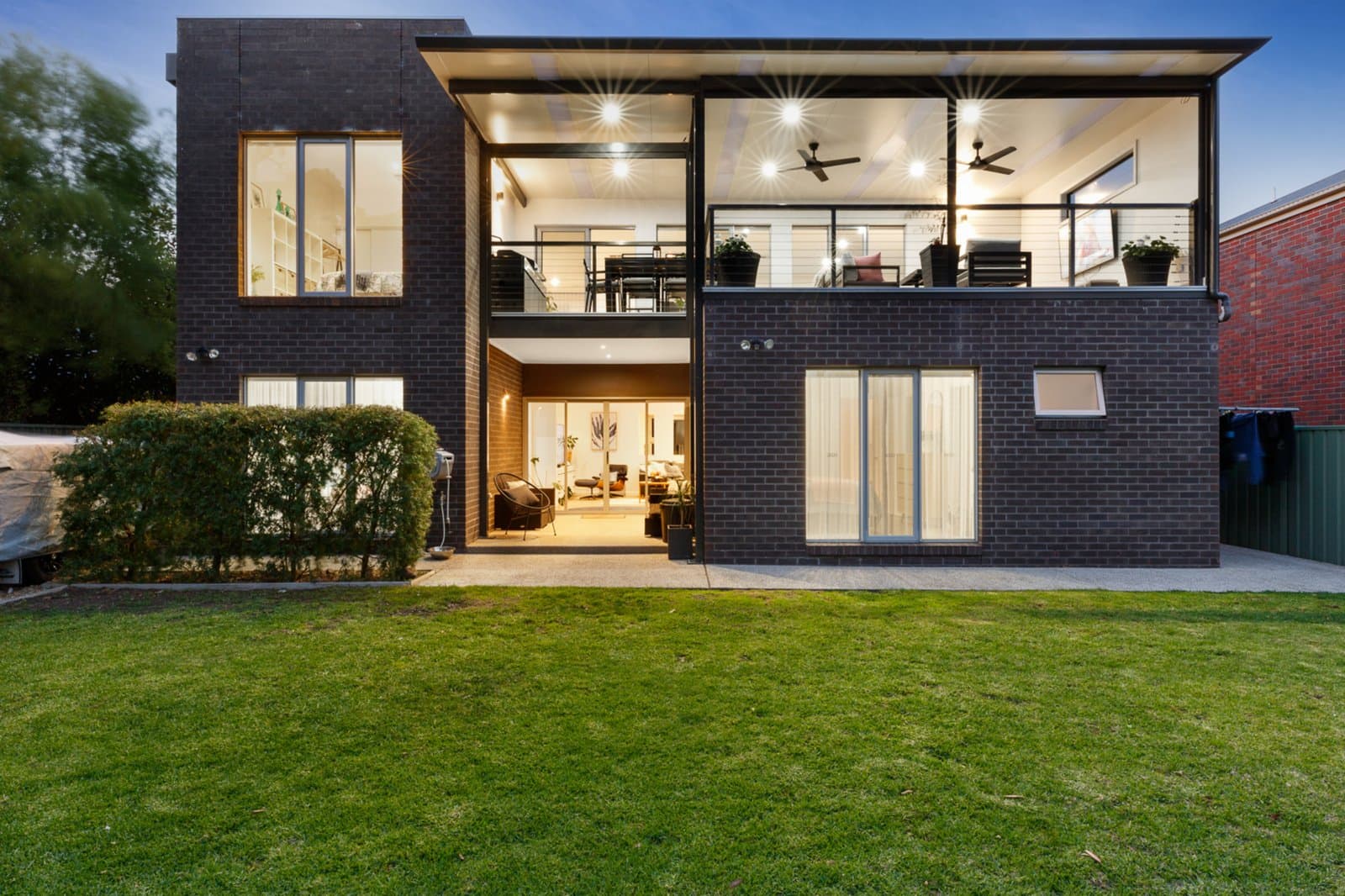 31 St Andrews Place, Lake Gardens, Lake Gardens - Image 1