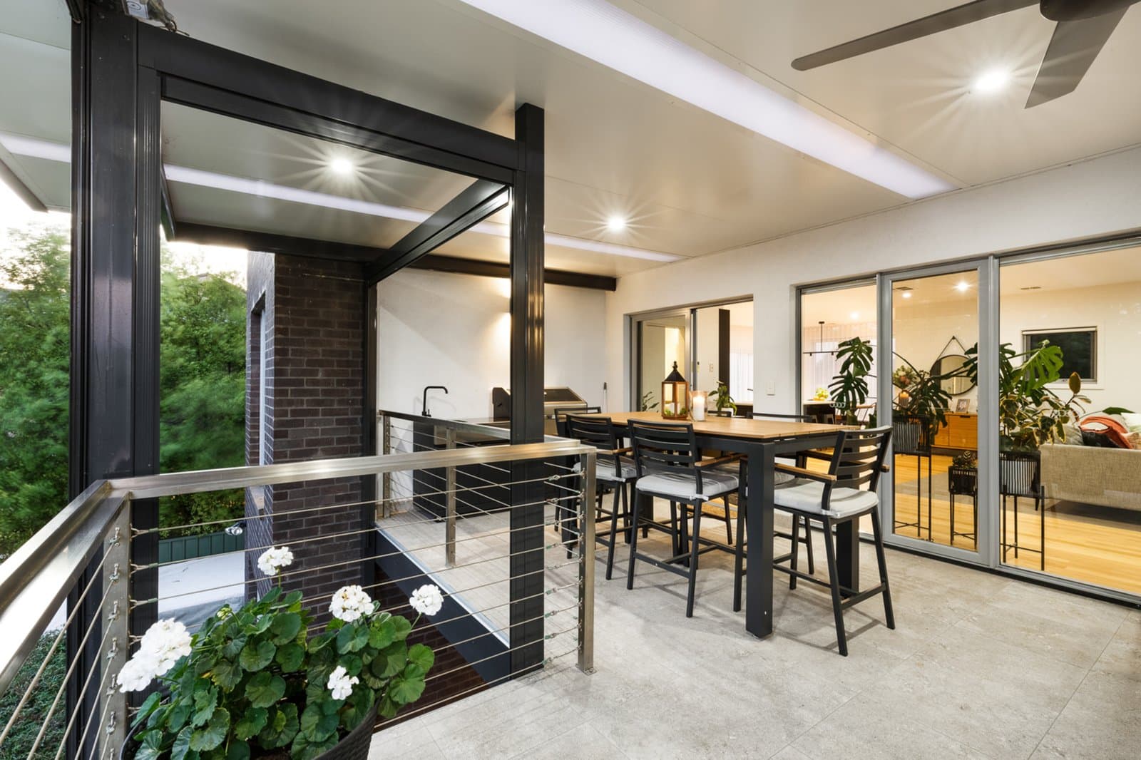 31 St Andrews Place, Lake Gardens, Lake Gardens - Thumbnail 5
