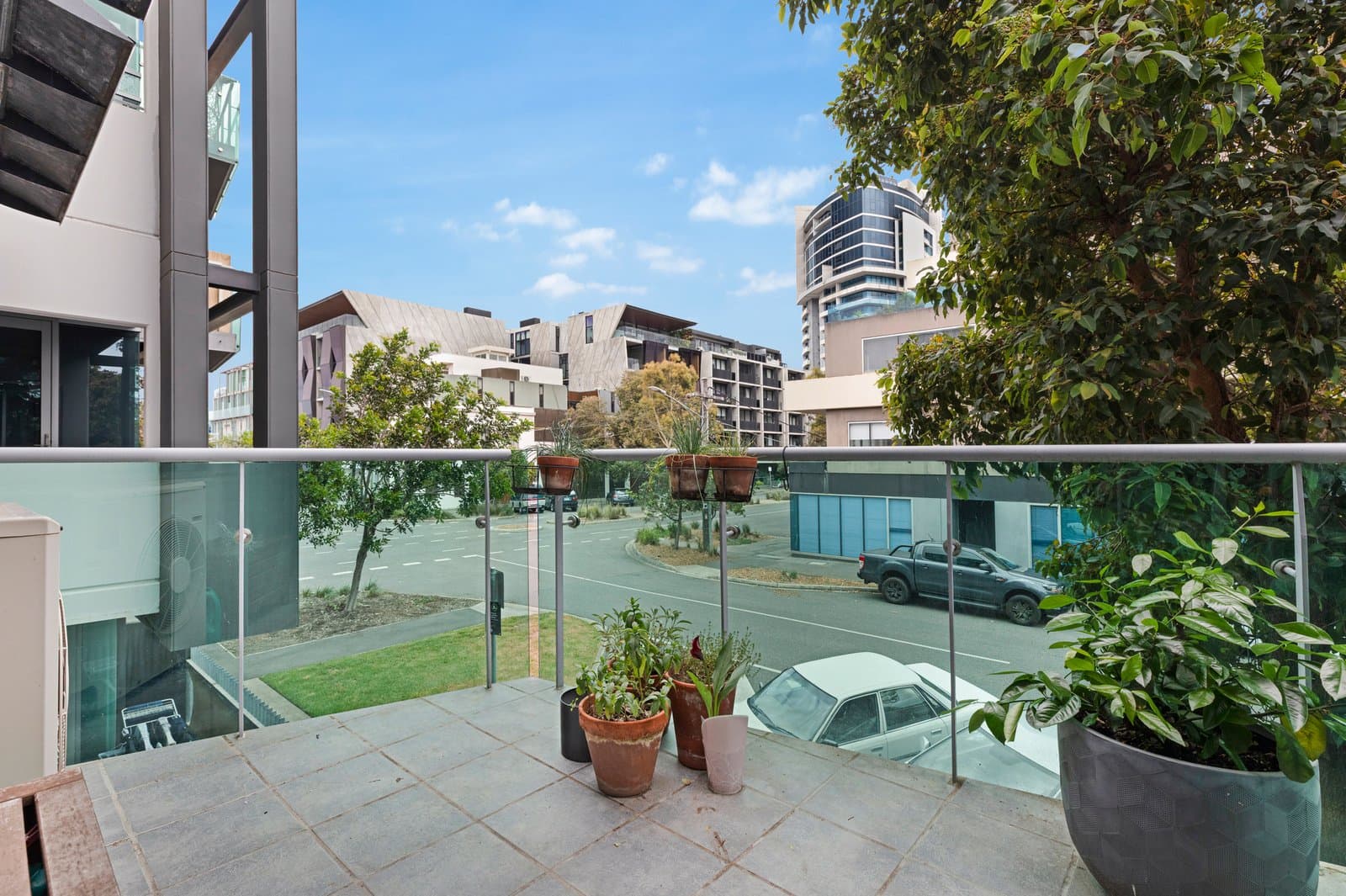 6/50 Johnston Street, Port Melbourne, Port Melbourne - Thumbnail 2