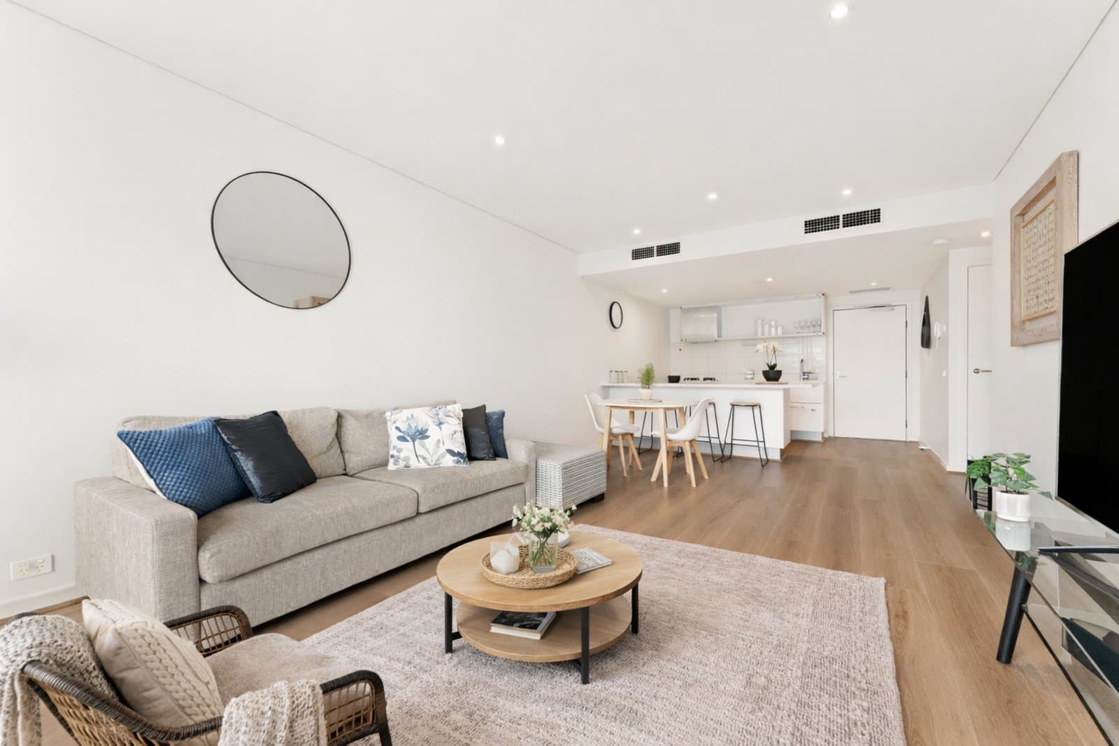1105/60 Lorimer Street, Docklands, Docklands - Thumbnail 5