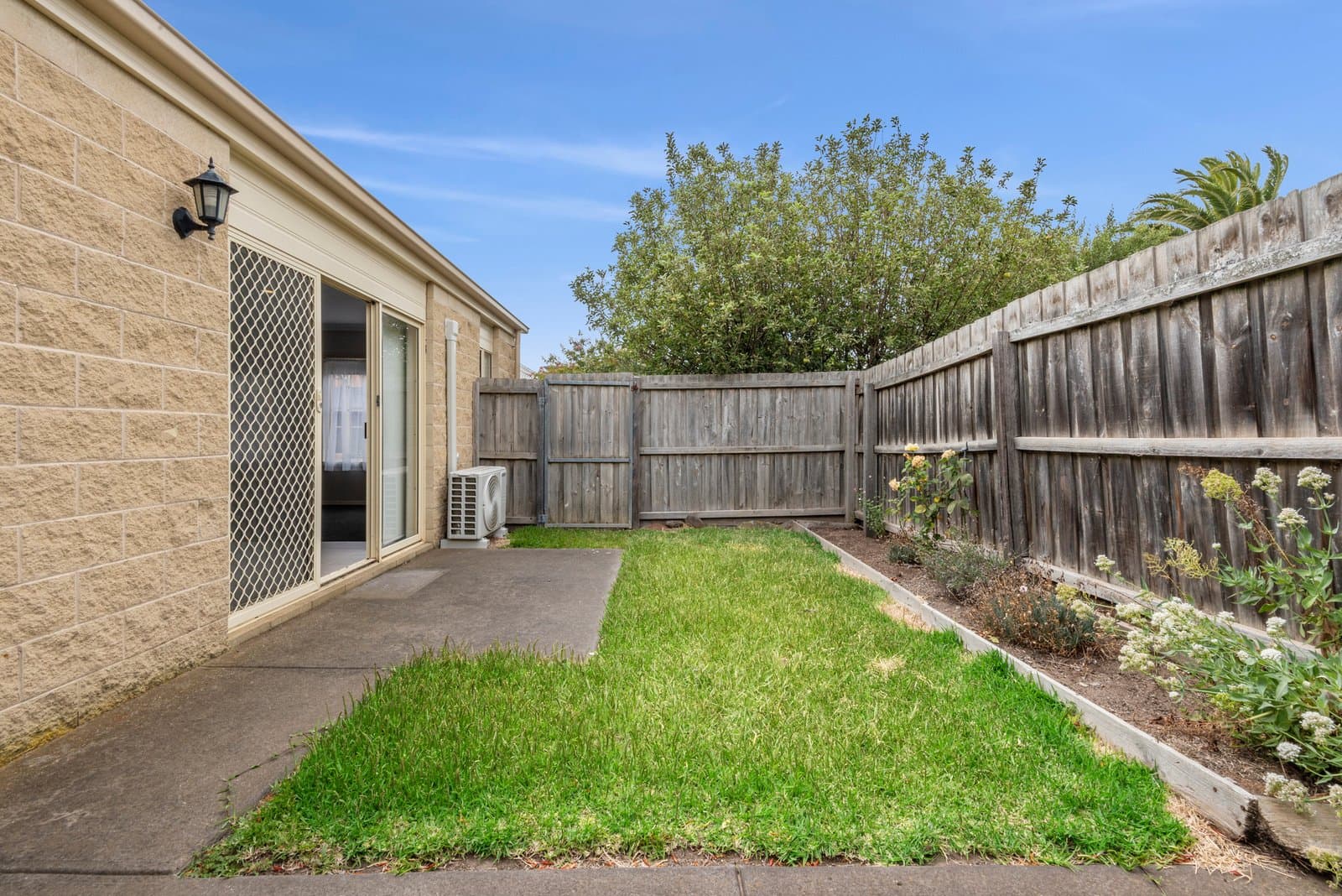 6/10 Bosanquet Avenue, Newtown, Newtown - Thumbnail 2