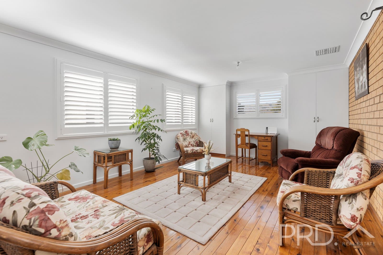 6 Tumut Street, ADELONG NSW 2729, Adelong - Thumbnail 4