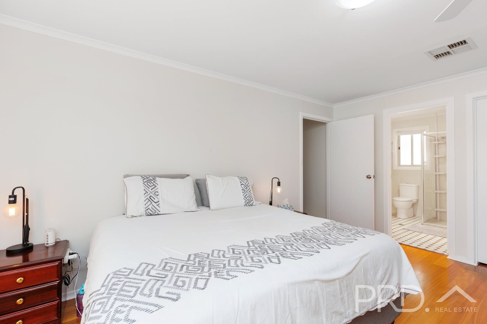 88 Lockhart Street, ADELONG NSW 2729, Adelong - Thumbnail 8