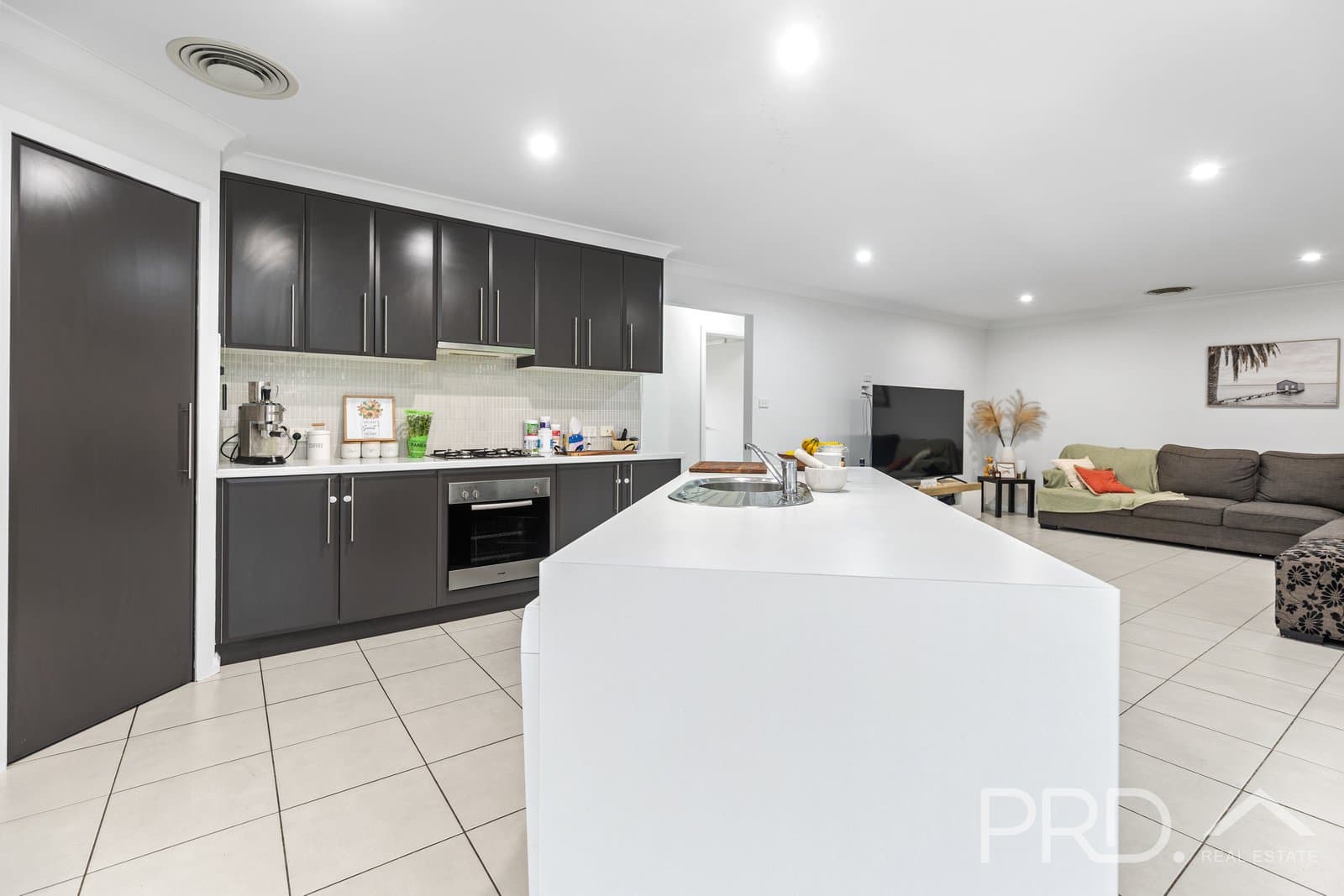 10 Maroo Street, TUMUT NSW 2720, Tumut - Thumbnail 4