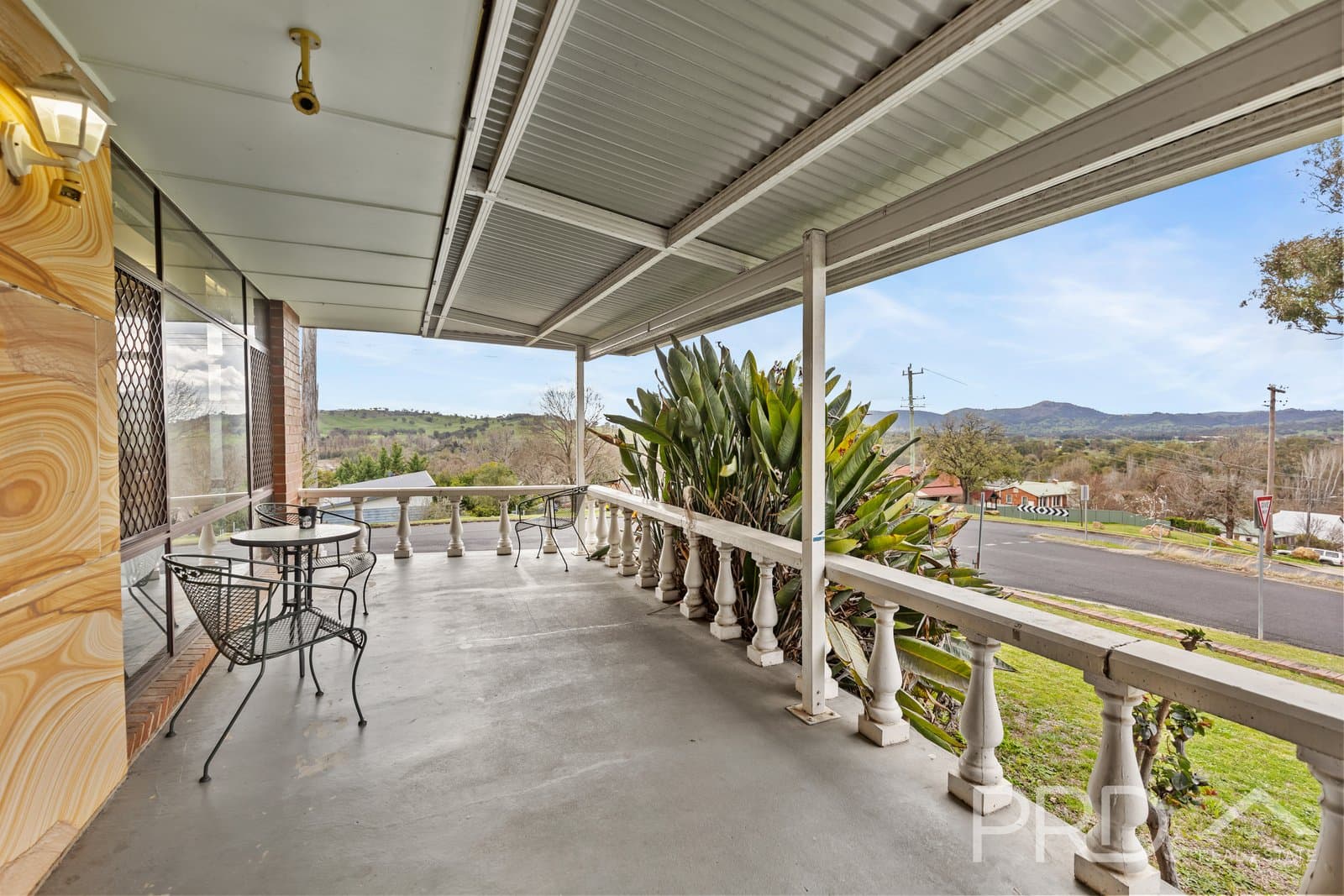 17 Simpson Street, TUMUT NSW 2720, Tumut - Thumbnail 3