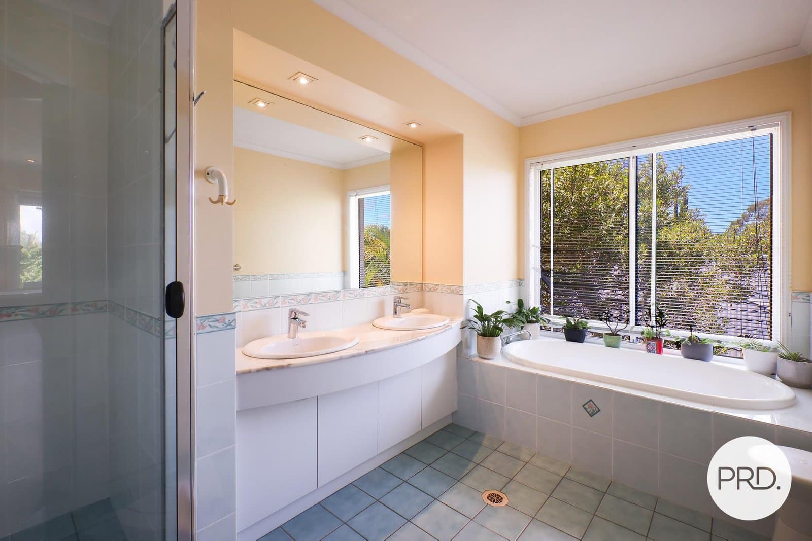 11 Oxford Place, ARUNDEL QLD 4214, Arundel - Thumbnail 7