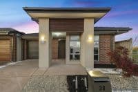 38 Moroak Crescent, Clyde North VIC, Clyde North - Image 1