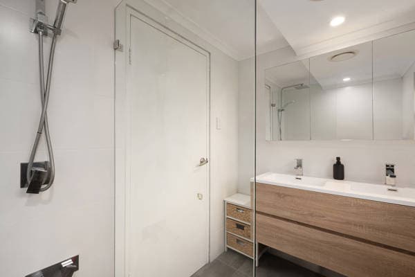 1/113 Sydney Road, Manly, Manly - Thumbnail 6