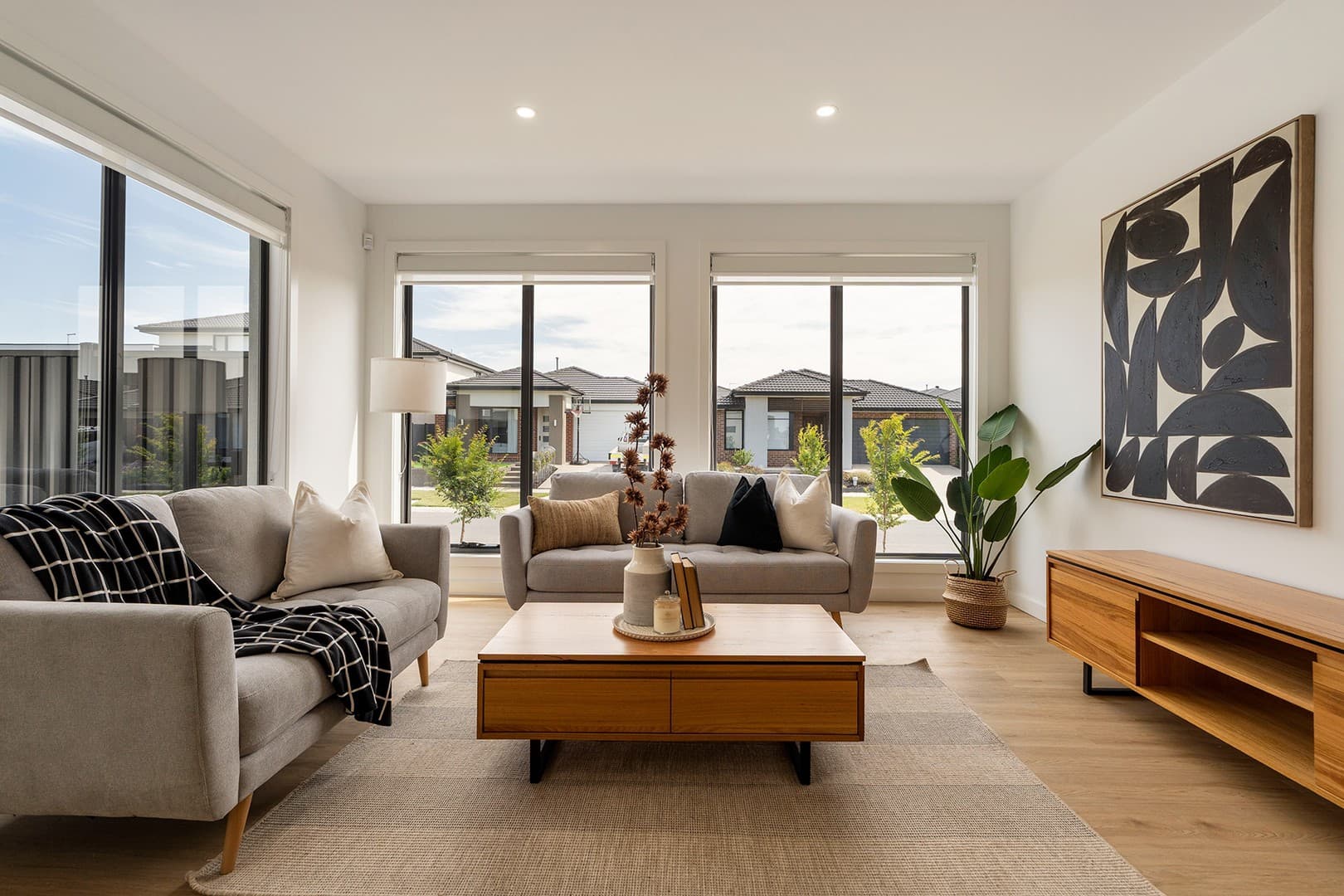 2 Taloumbi Crescent, Greenvale, VIC 3059, Greenvale - Thumbnail 2
