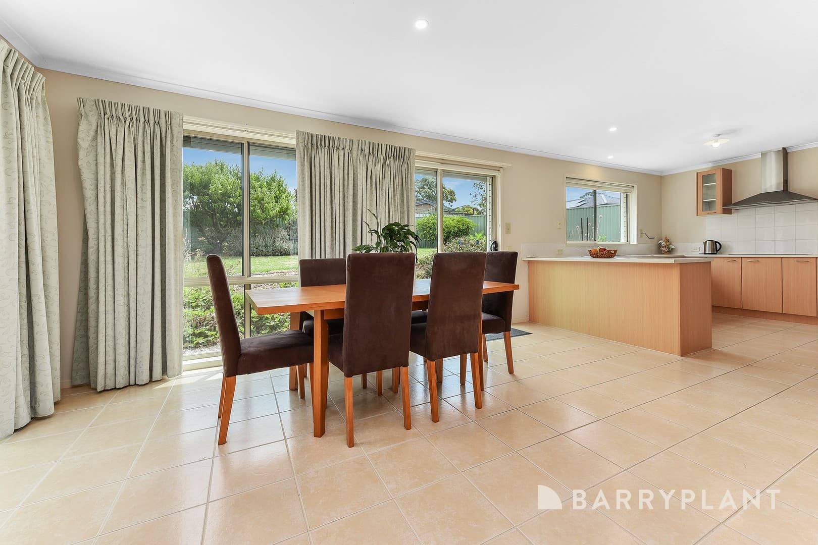 37 Harmsworth Avenue, Wantirna, VIC 3152, Wantirna - Thumbnail 4