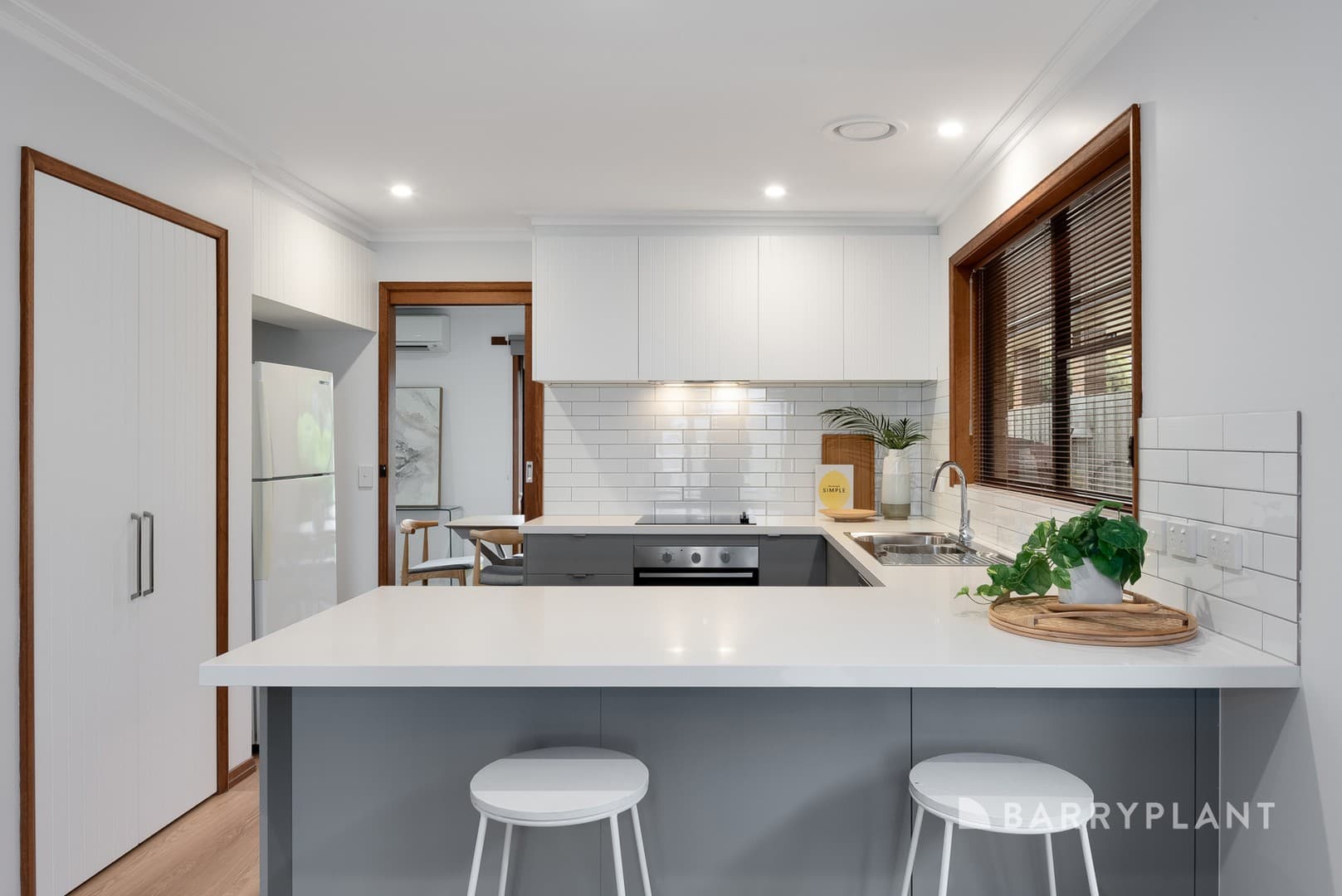 98 Tahara Street, Hamlyn Heights, VIC 3215, Hamlyn Heights - Thumbnail 2