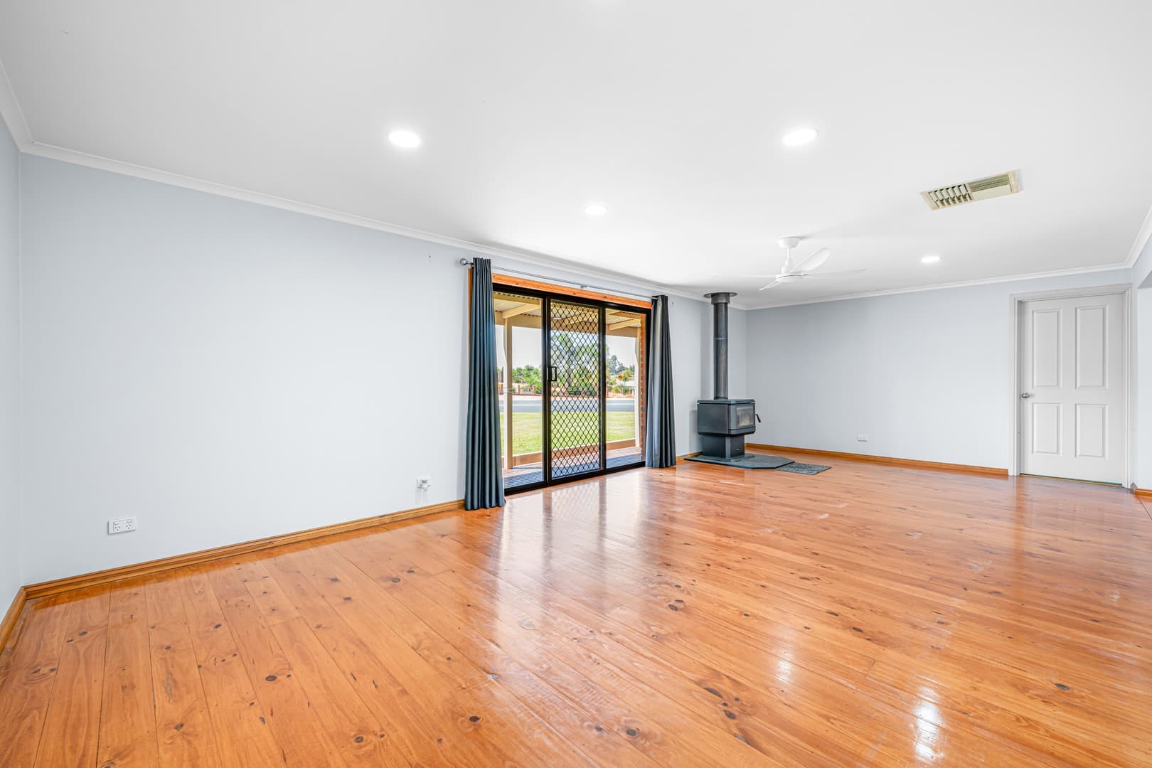 31 Wilga Road, Gol Gol, NSW 2738, Gol Gol - Thumbnail 7