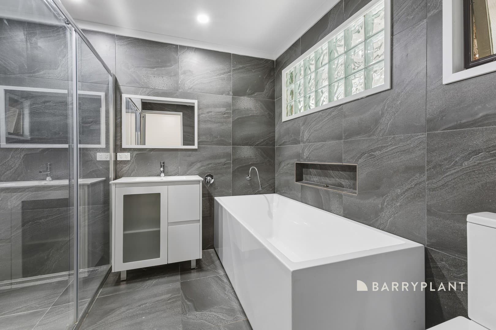 137 Duncan Drive, Pakenham, VIC 3810, Pakenham - Thumbnail 5