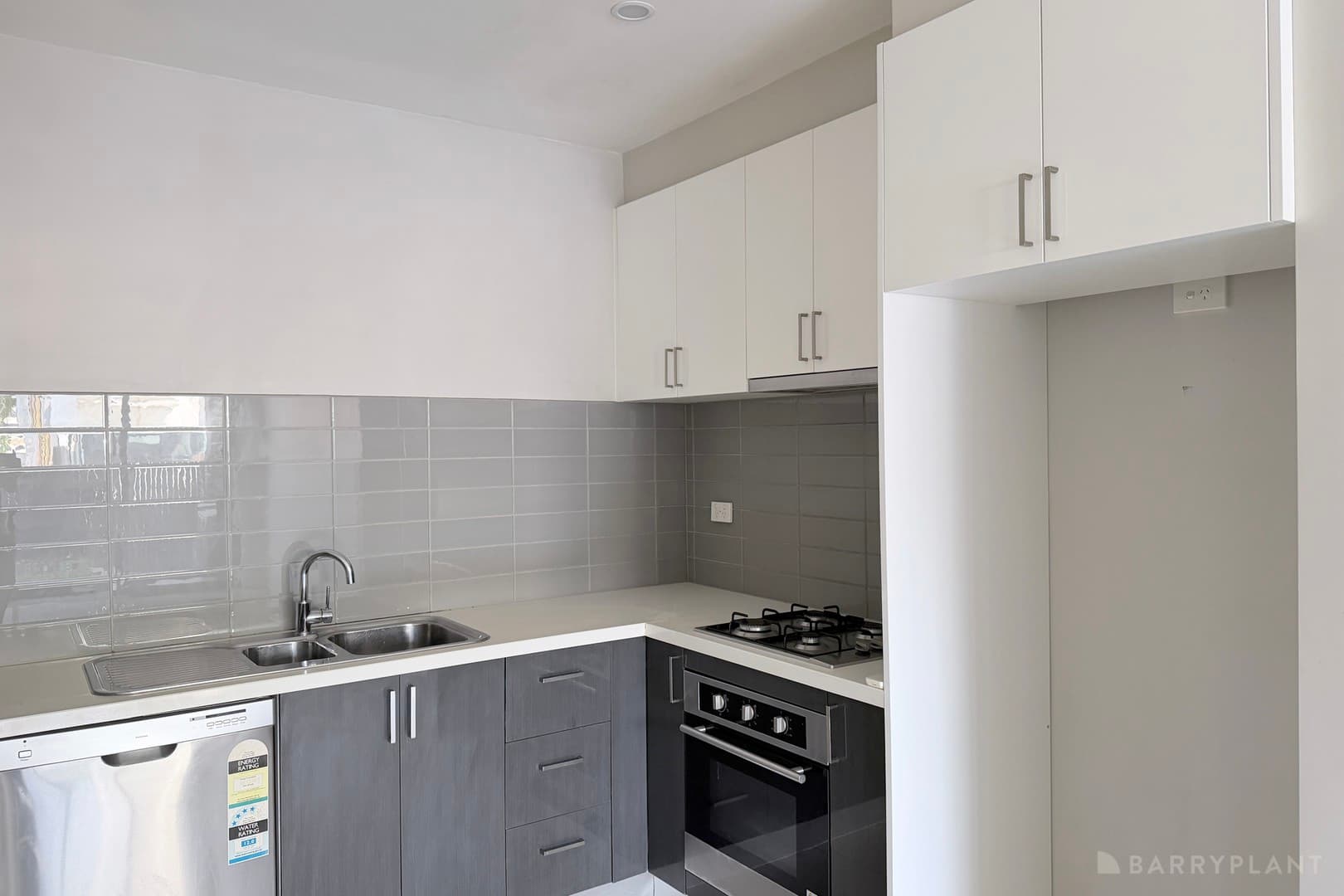 2/35-39 Eighth Boulevard, Springvale, VIC 3171, Springvale - Thumbnail 4