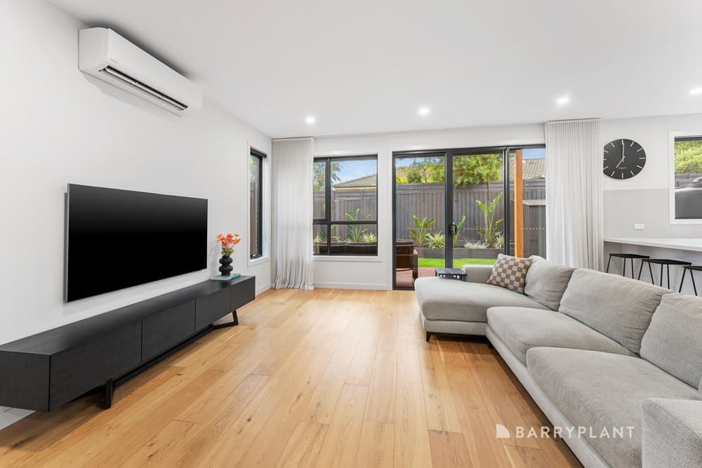 2/28 John Street, Bayswater, VIC 3153, Bayswater - Thumbnail 2