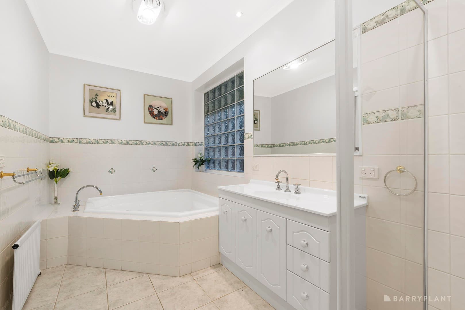 22 Tracey Street, Doncaster East, VIC 3109, Doncaster East - Thumbnail 8