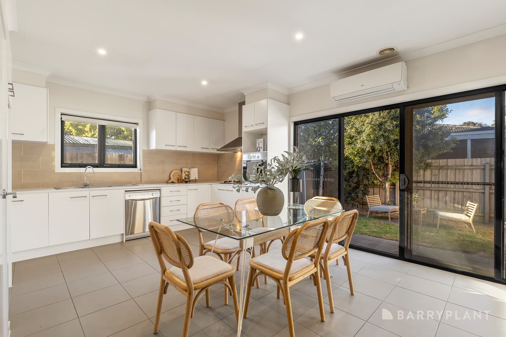 21A Henry Crescent, Seaford, VIC 3198, Seaford - Thumbnail 4