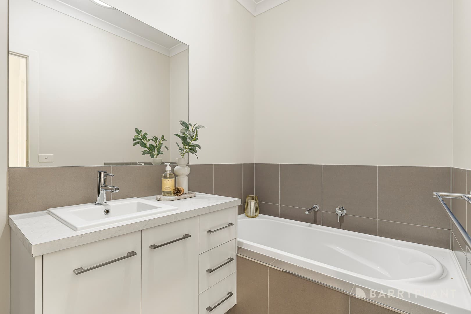 21A Henry Crescent, Seaford, VIC 3198, Seaford - Thumbnail 7