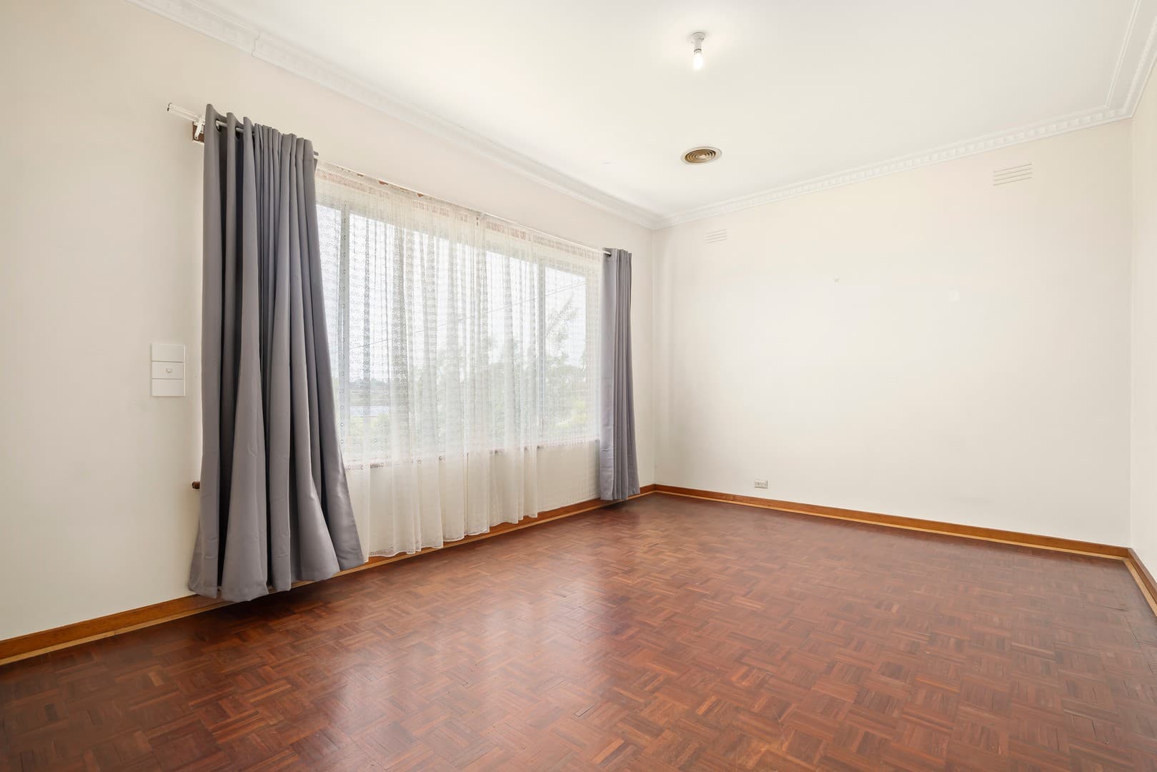 35 Hilbert Road, Airport West, VIC 3042, Airport West - Thumbnail 6
