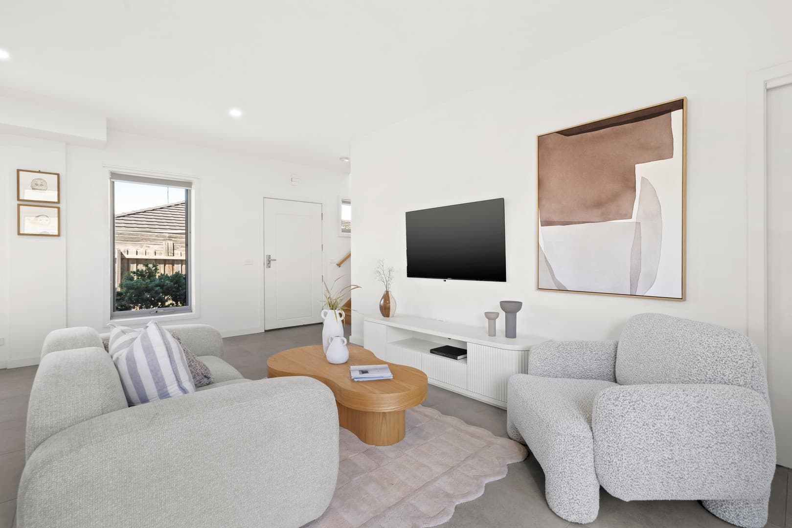2/28 Walters Avenue, Airport West, VIC 3042, Airport West - Thumbnail 2