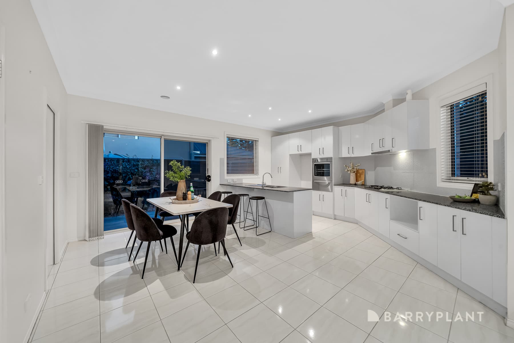 37 Dunkirk DrivePoint Cook, vic 3030, Point Cook - Thumbnail 7