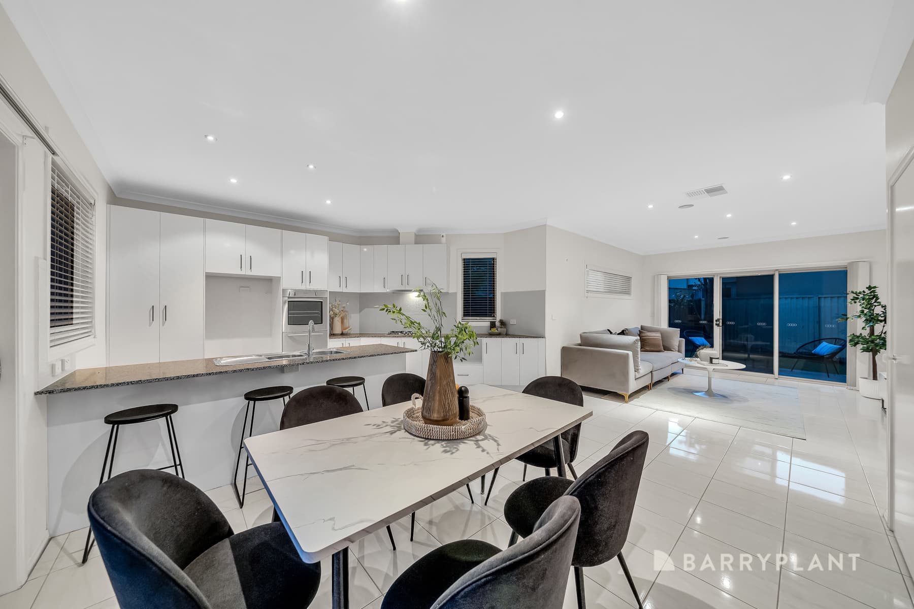 37 Dunkirk DrivePoint Cook, vic 3030, Point Cook - Thumbnail 8
