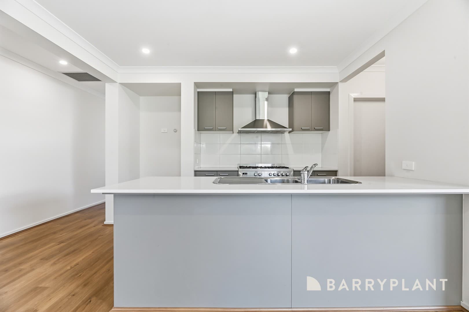 20 Masquerade Road, Berwick, VIC 3806, Berwick - Thumbnail 4