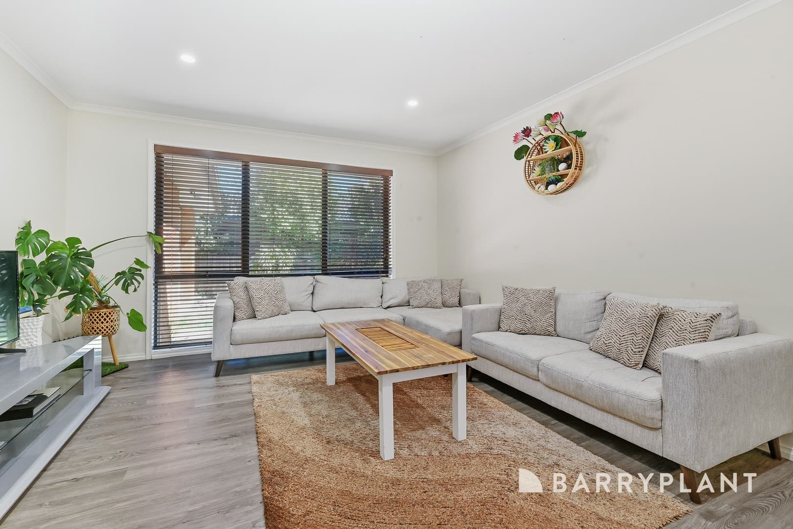 26 Jarryd Crescent, Berwick, VIC 3806, Berwick - Thumbnail 2