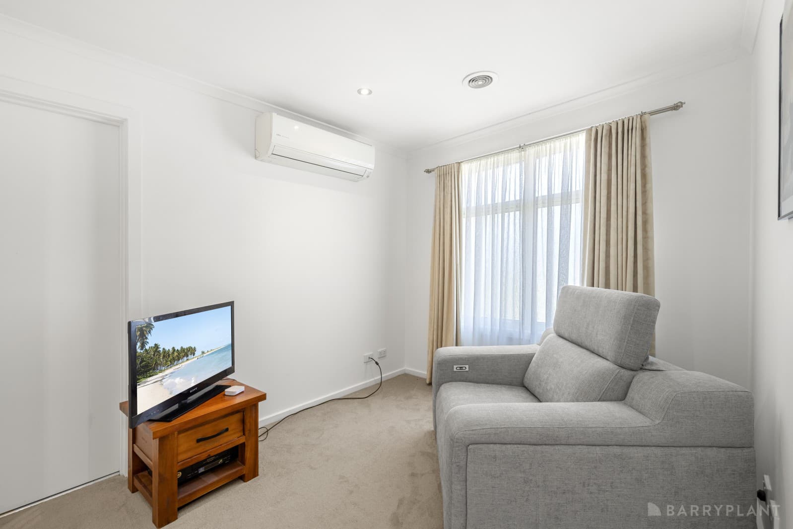 4 Lindell Street, Noble Park North, VIC 3174, Noble Park North - Thumbnail 7