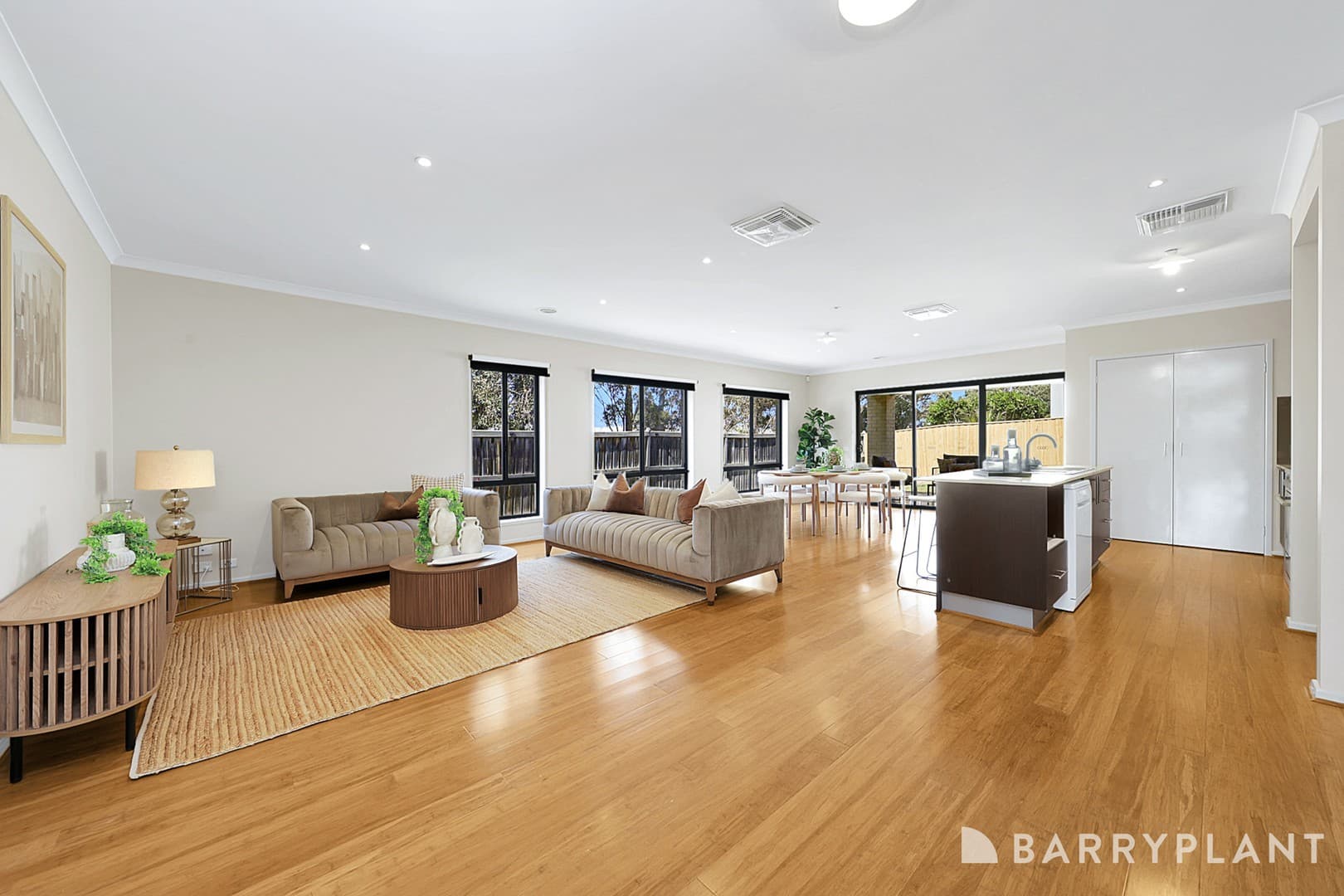 1 Musk Duck Square, South Morang, VIC 3752, South Morang - Thumbnail 2