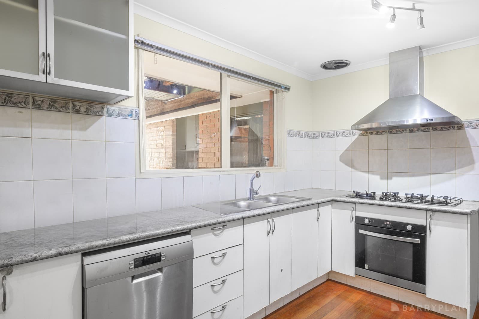 7 Howson Close, Endeavour Hills, VIC 3802, Endeavour Hills - Thumbnail 3
