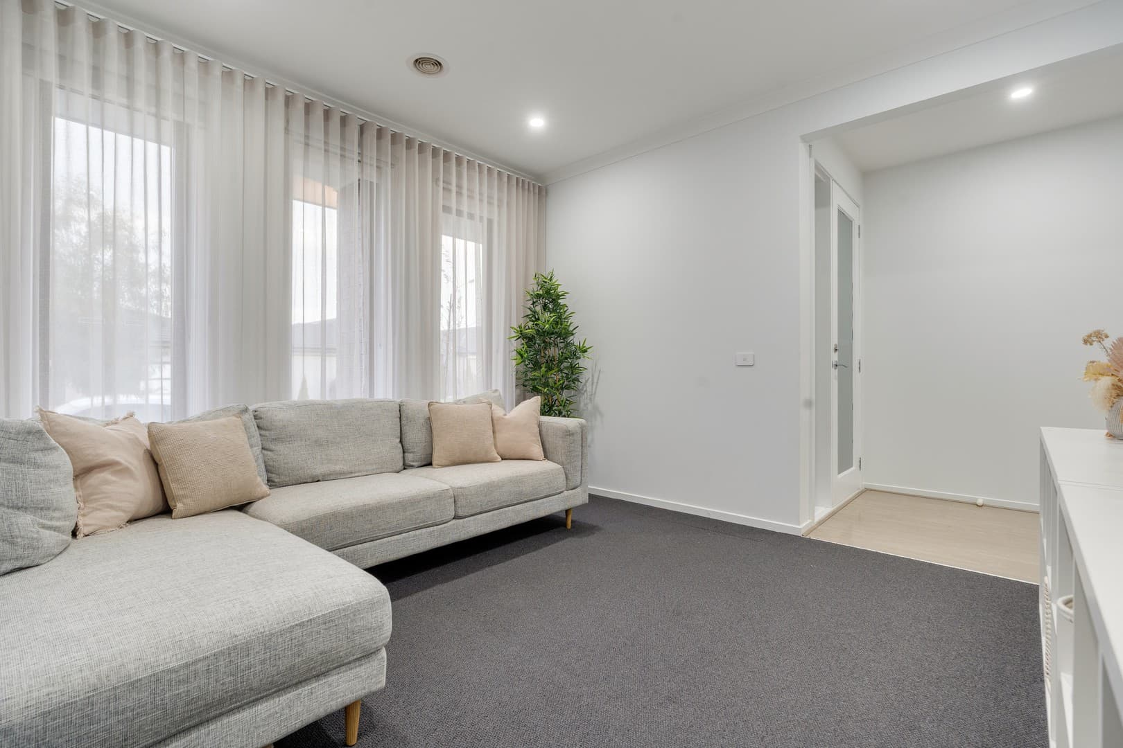 30 Heron Drive, Mickleham, VIC 3064, Mickleham - Thumbnail 3