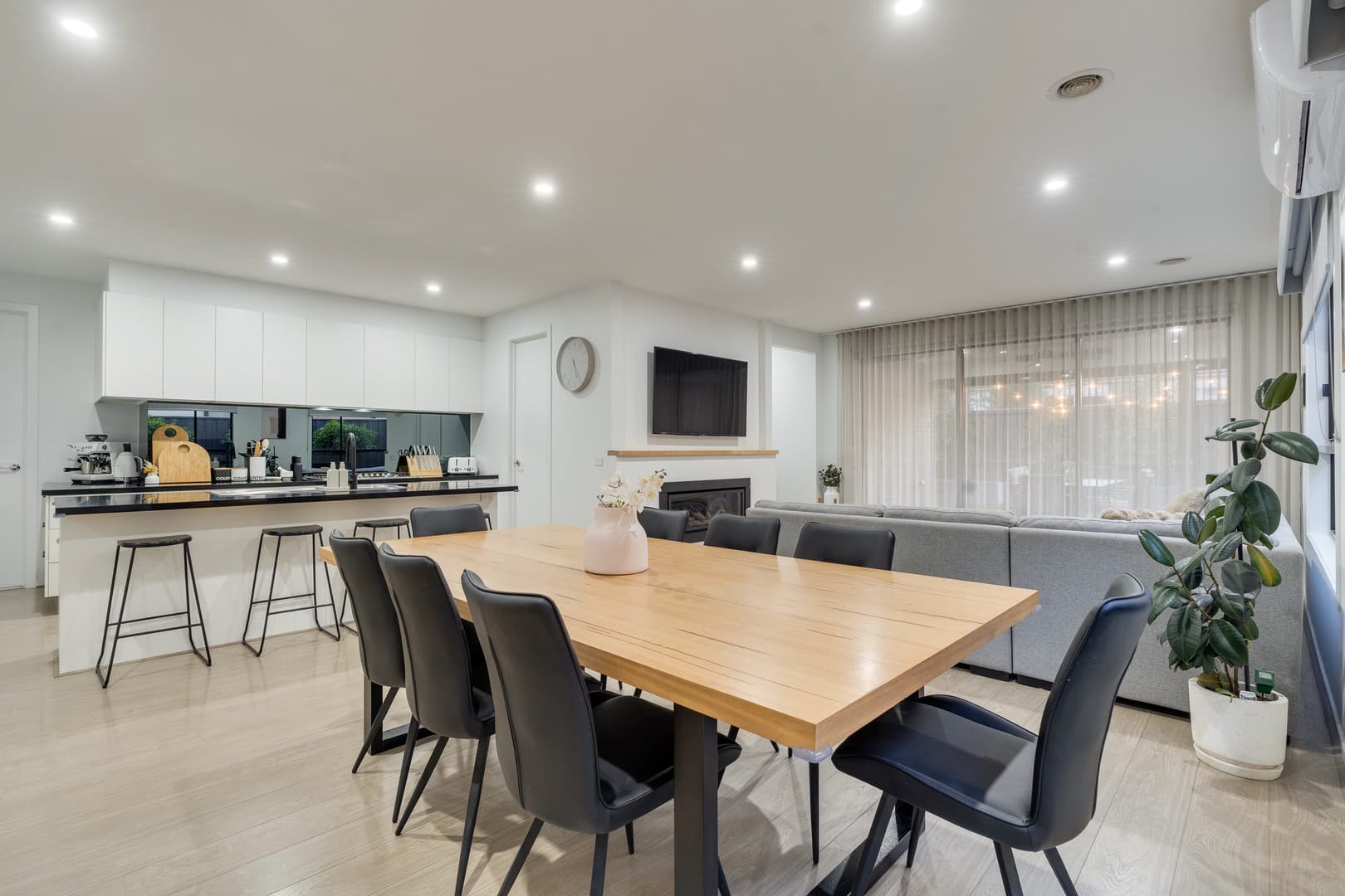 30 Heron Drive, Mickleham, VIC 3064, Mickleham - Thumbnail 8