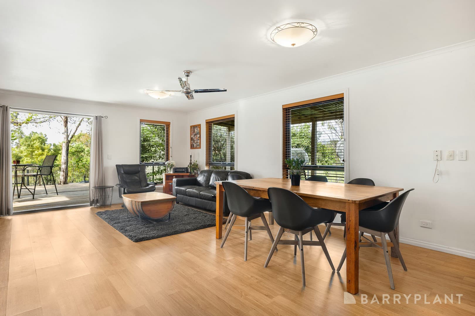 52 Pinoak Drive, Yarra Glen, VIC 3775, Yarra Glen - Thumbnail 2