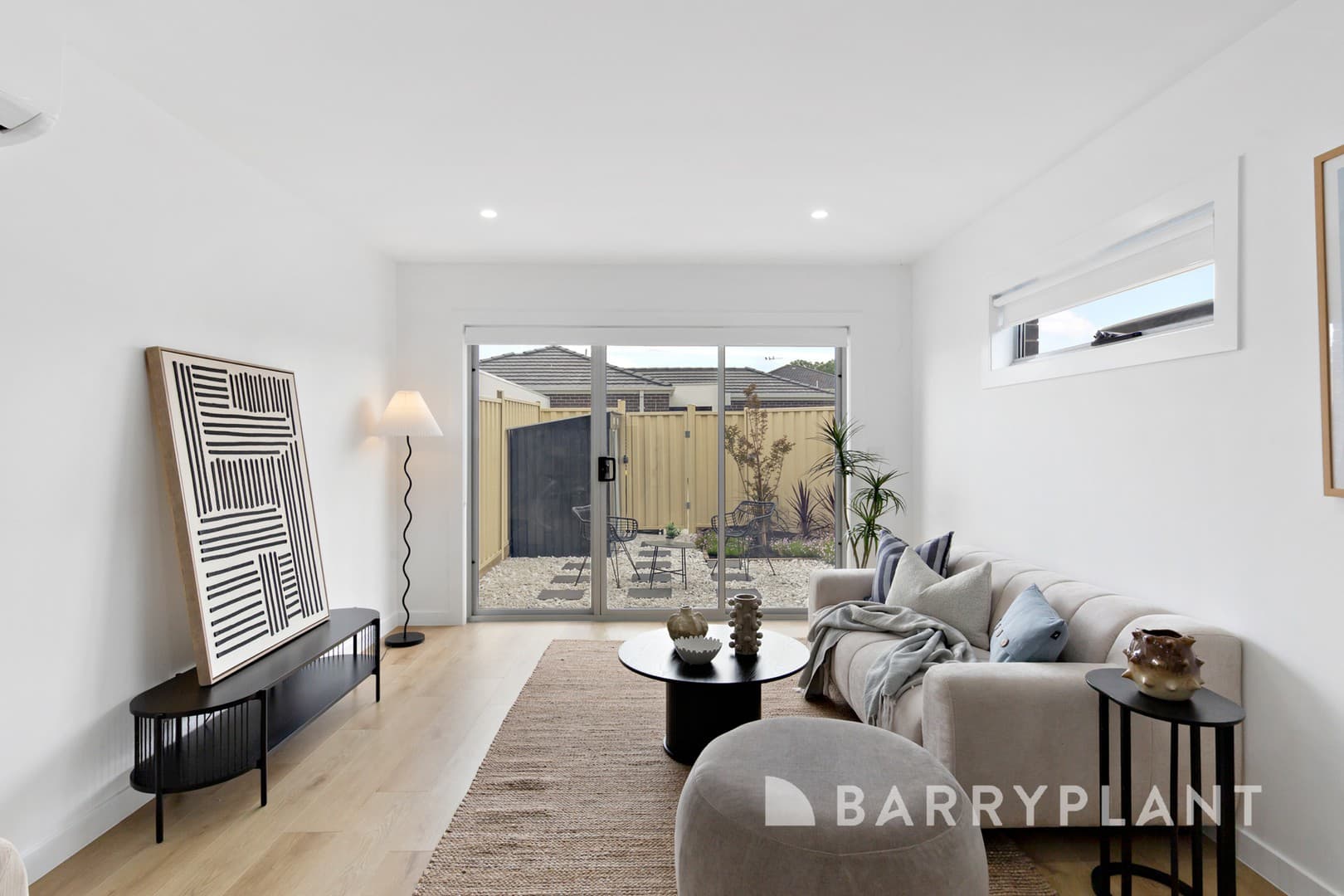 1/10 George Street, St Albans, VIC 3021, St Albans - Thumbnail 4