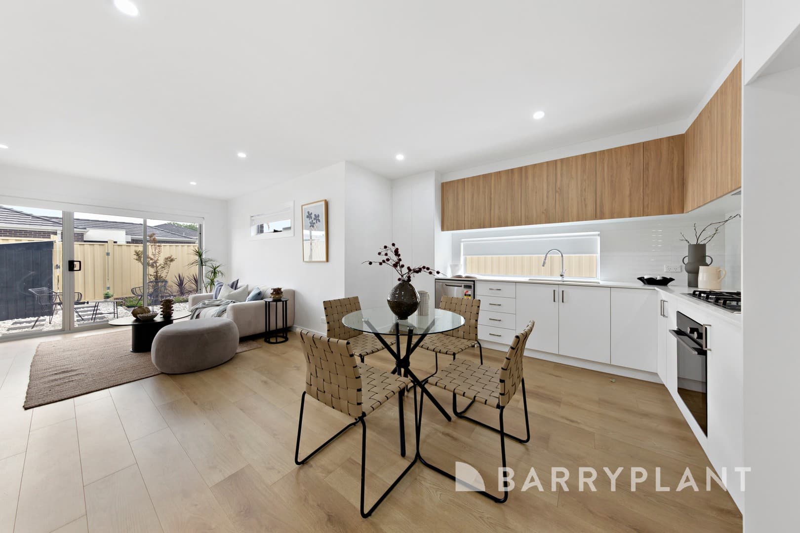 1/10 George Street, St Albans, VIC 3021, St Albans - Thumbnail 8
